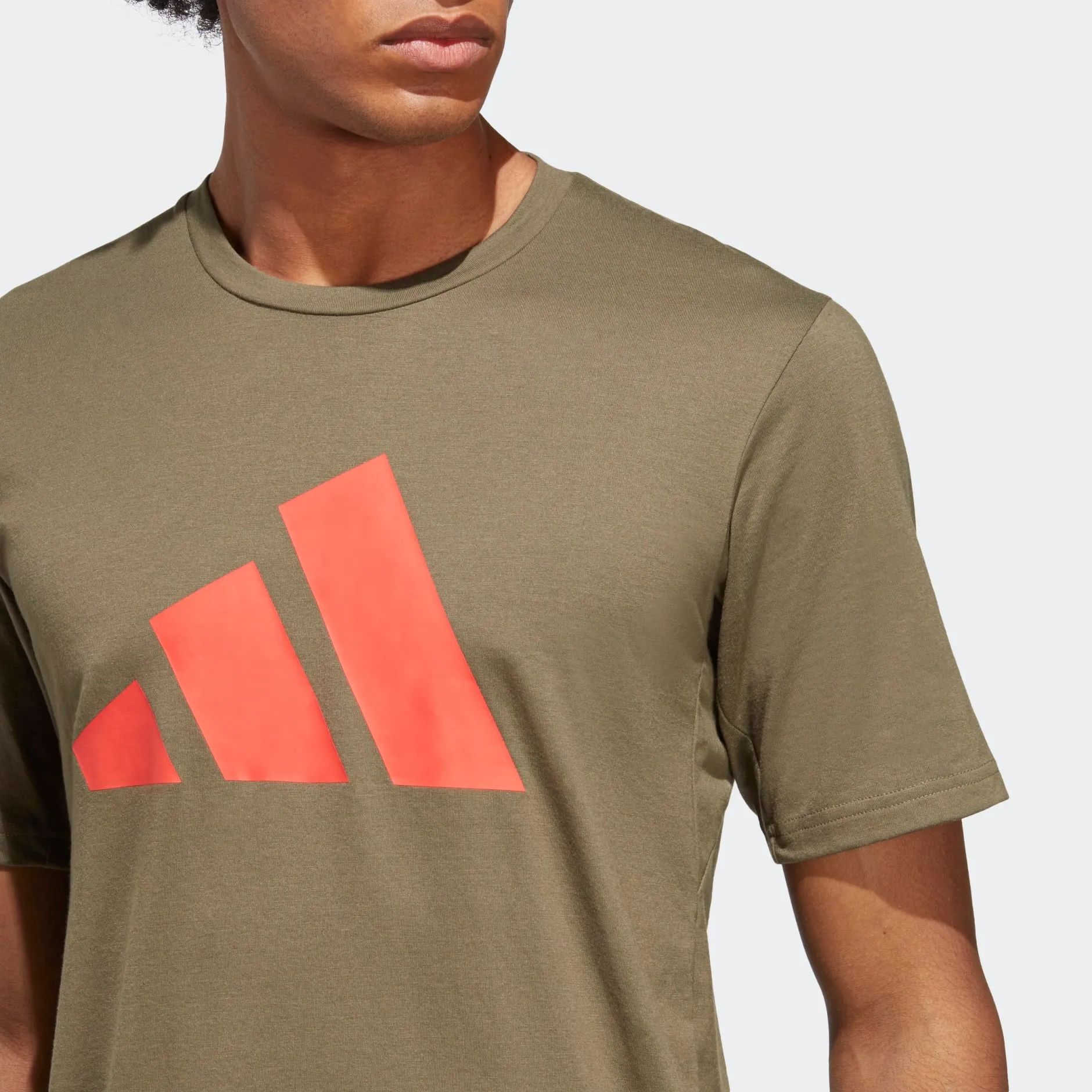 ADIDAS TRAIN ESSENTIALS FEELREADY LOGO TRAINING T-SHIRT - IC1217