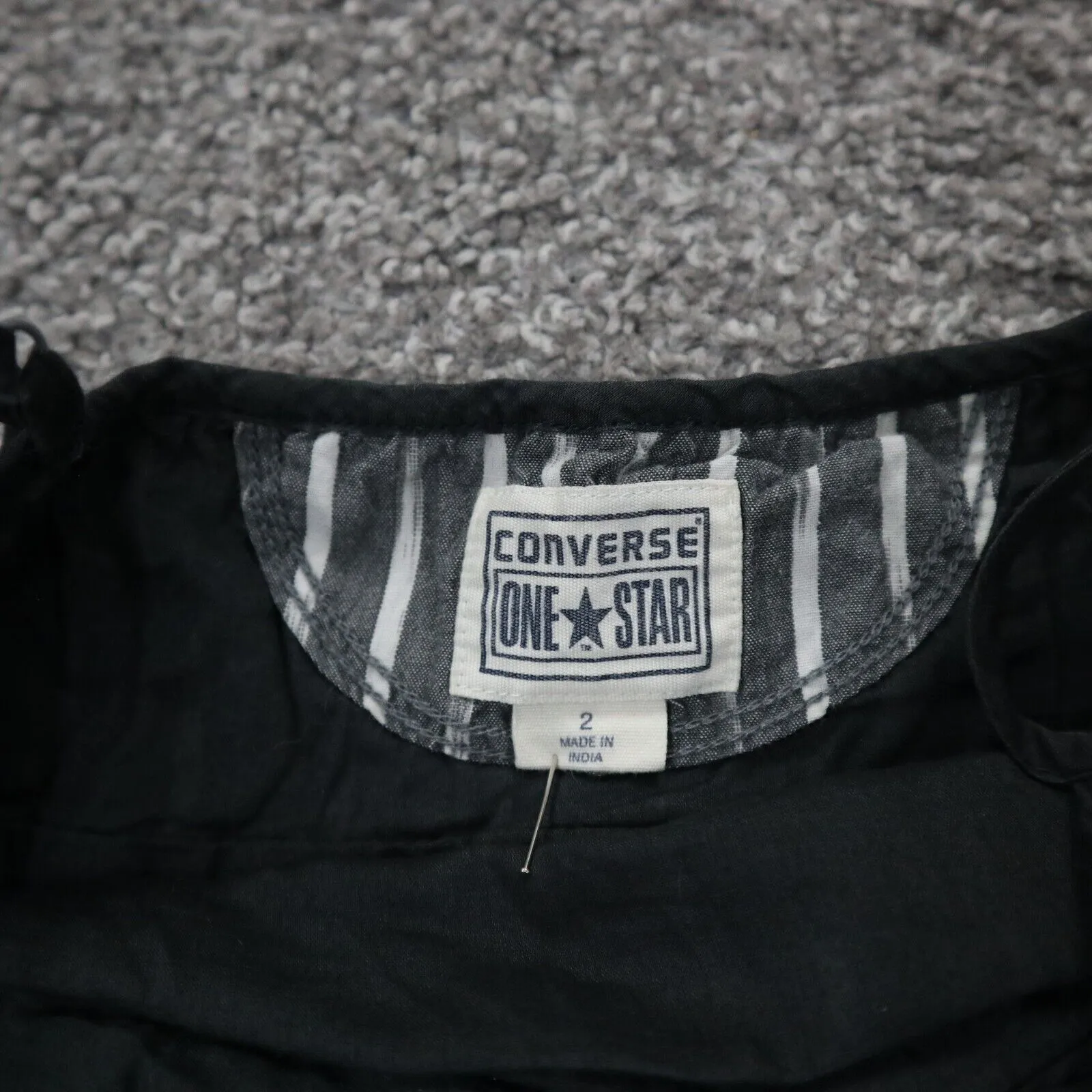 Converse One Star Women A Line Strappy Dress V Neck Smocked  White Gray Size 2