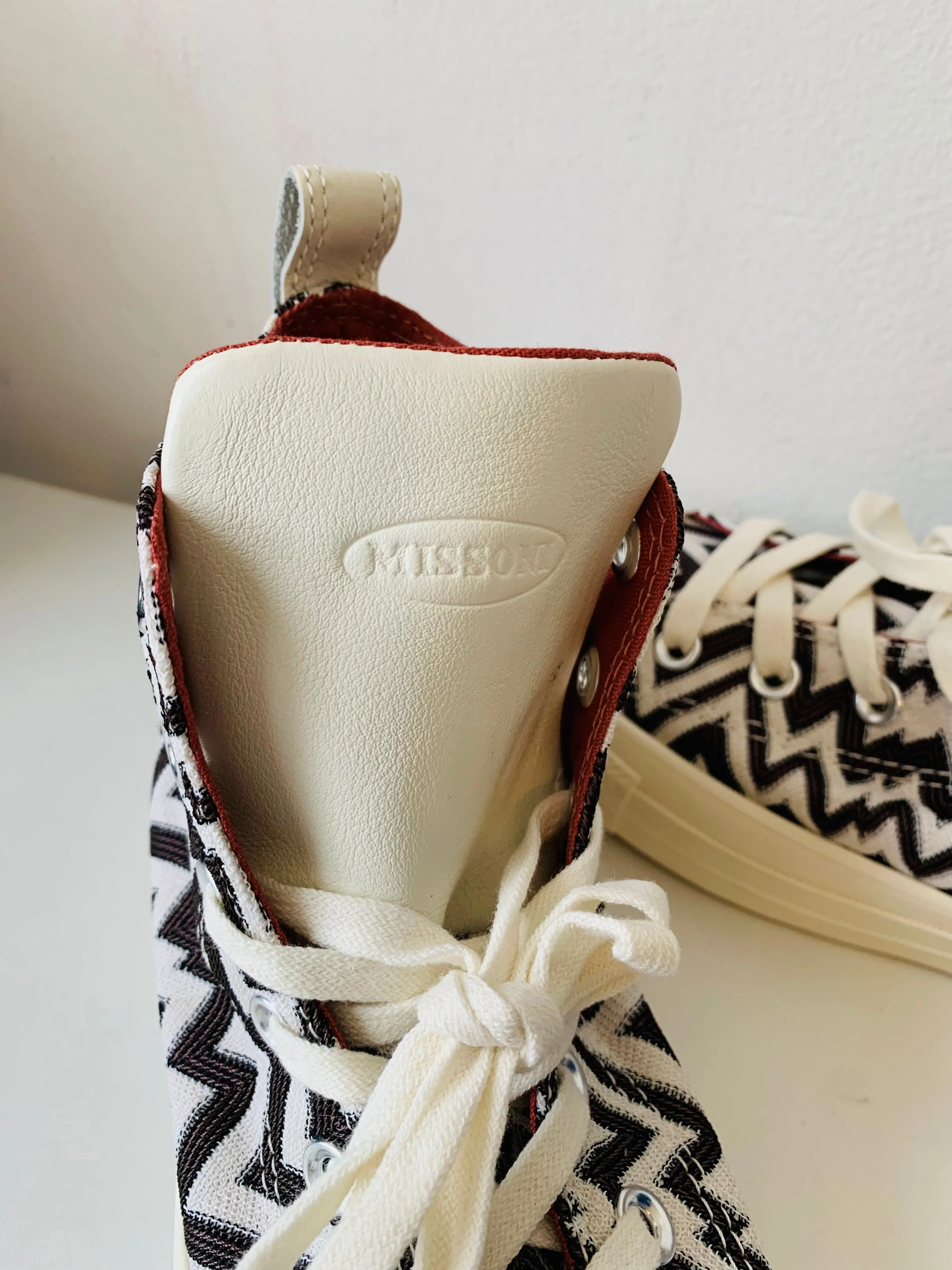 Missoni   Converse Collaboration Zig Zag Black White All Star Chuck Taylor Sneakers Size 8 Women’s New