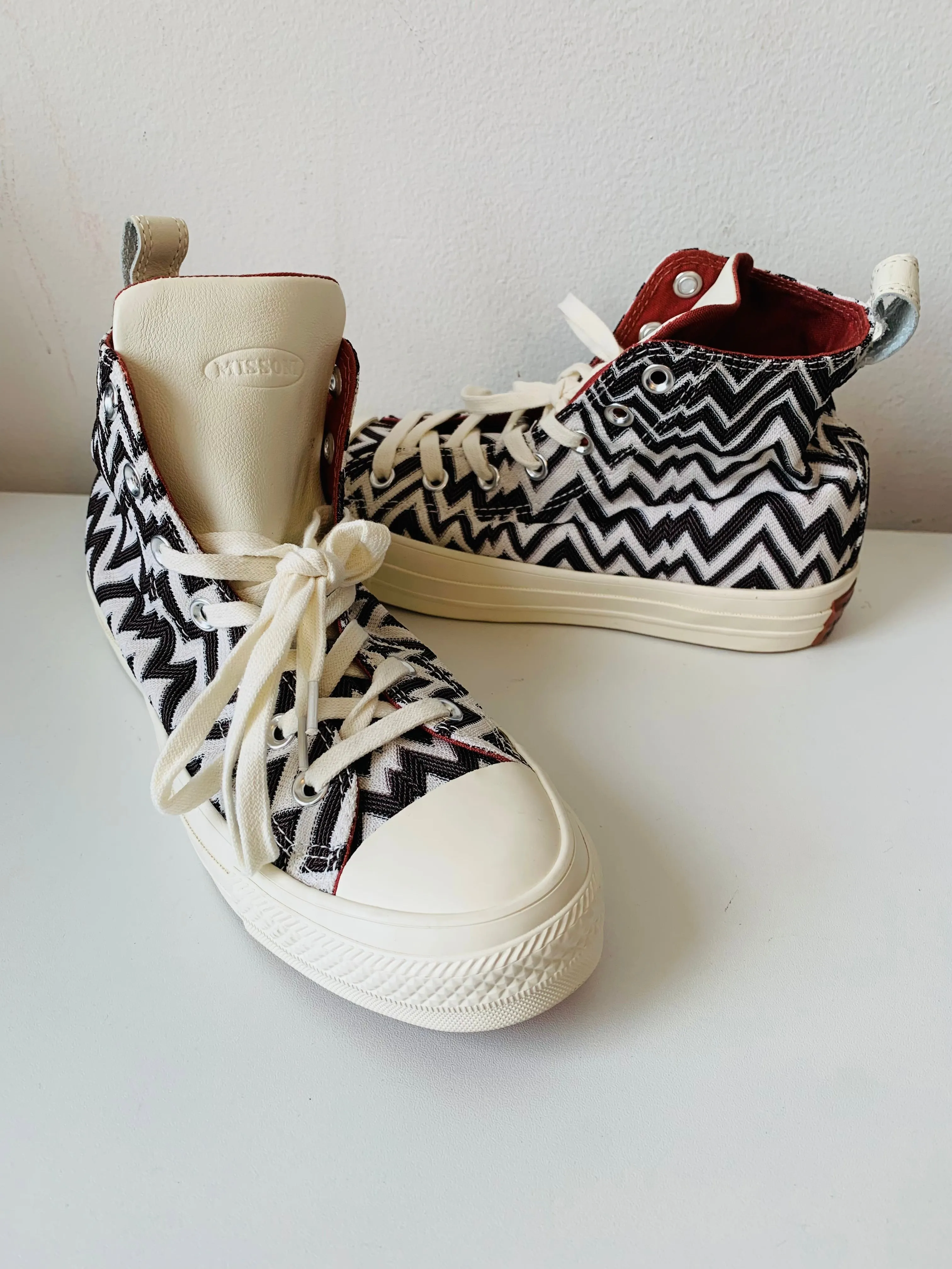 Missoni   Converse Collaboration Zig Zag Black White All Star Chuck Taylor Sneakers Size 8 Women’s New